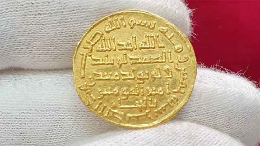 الشعر وارتباطه بالعملات الإسلامية